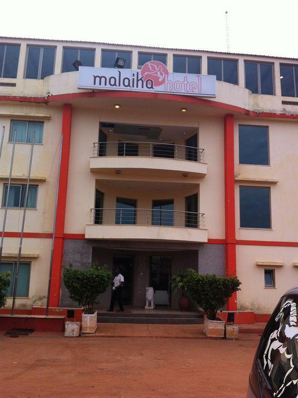 Malaika Hotel Bissau Bagian luar foto