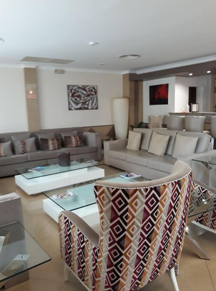 Malaika Hotel Bissau Bagian luar foto